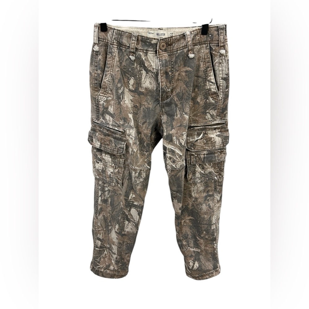 Men’s Hollister Camo Cargo Pants – Size 28x30 | Loose Fit